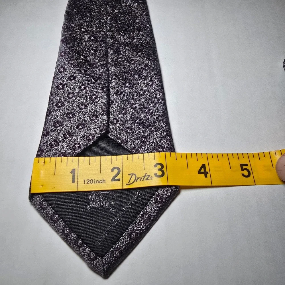 Burberry London Mens Silk Tie Purple Grey Geometric Medallion Made in England
